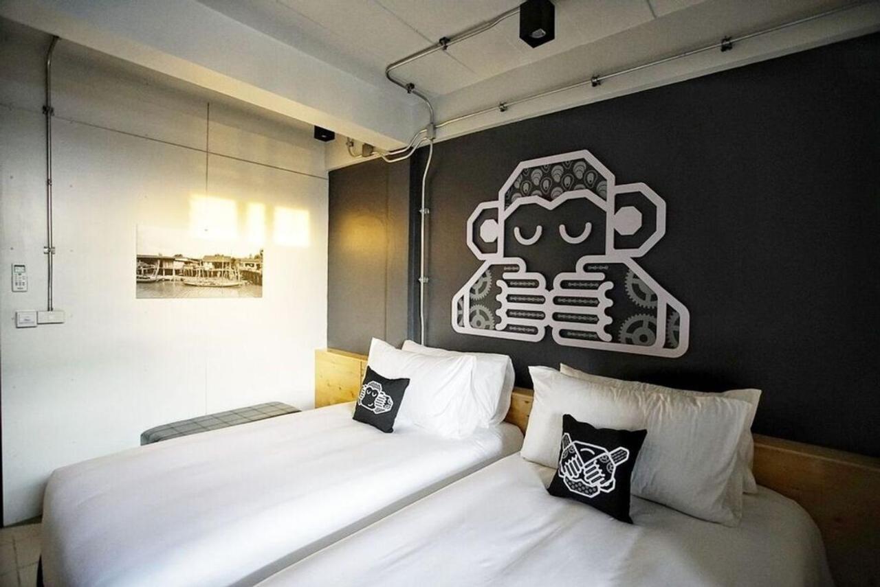 Blu Monkey Hub & Hotel Surat Thani Exterior foto